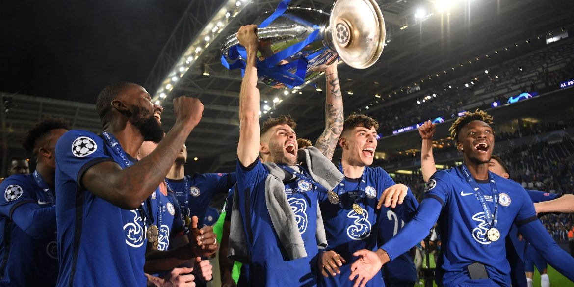 £40 million ex-Chelsea star up for sale with Tottenham tempted to sign him