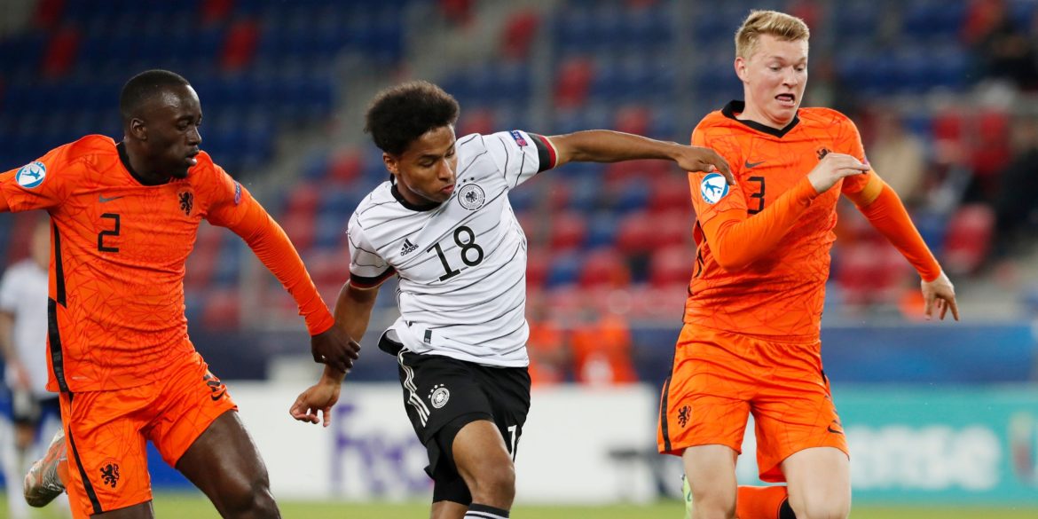 Tottenham: Fabrizio Romano Shares Schuurs To Spurs Update