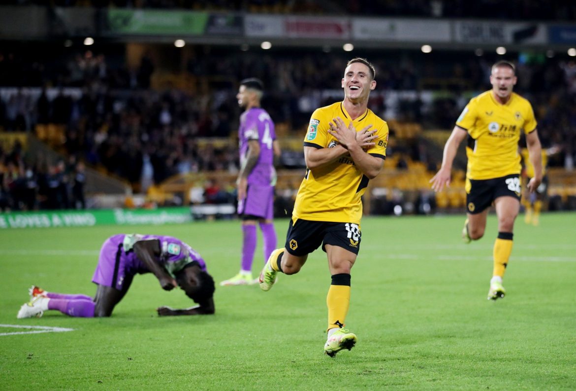 Wolves dealt injury blow ahead of Burnley